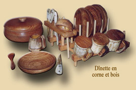 Dinette en corne et bois