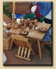 Table et poupée